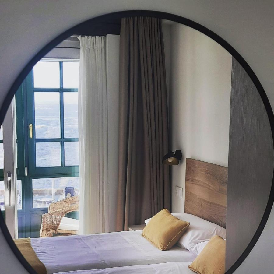 Apartamentos El Muelle Comillas Eksteriør bilde